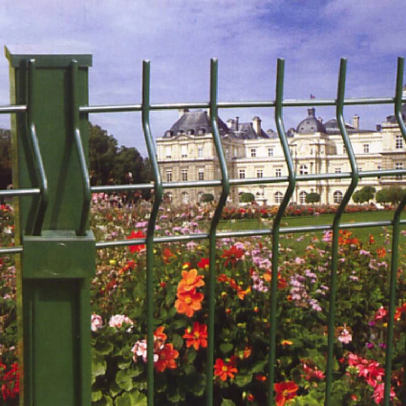 posts in garden