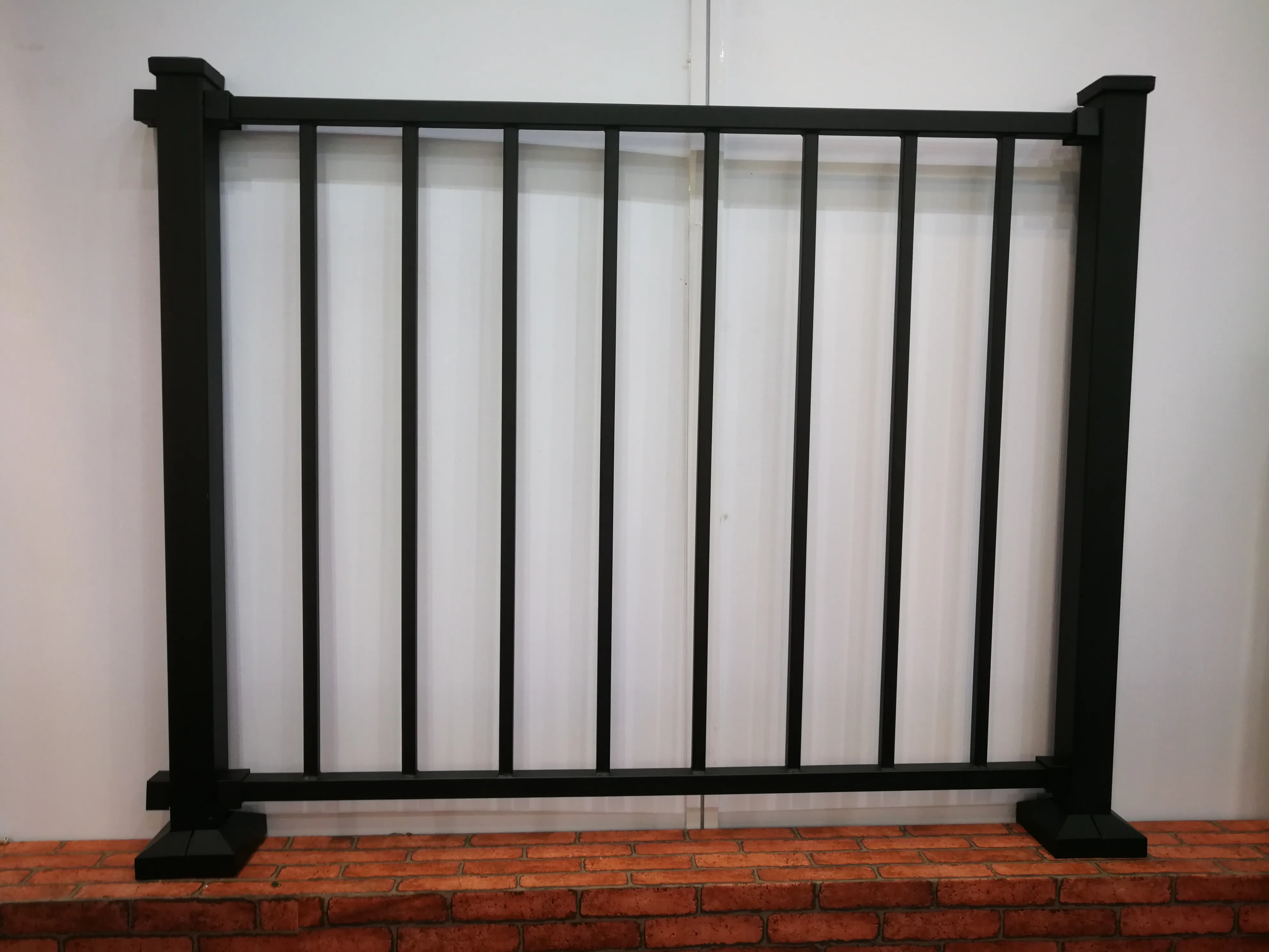 4 ft x 8 ft metal fence panels